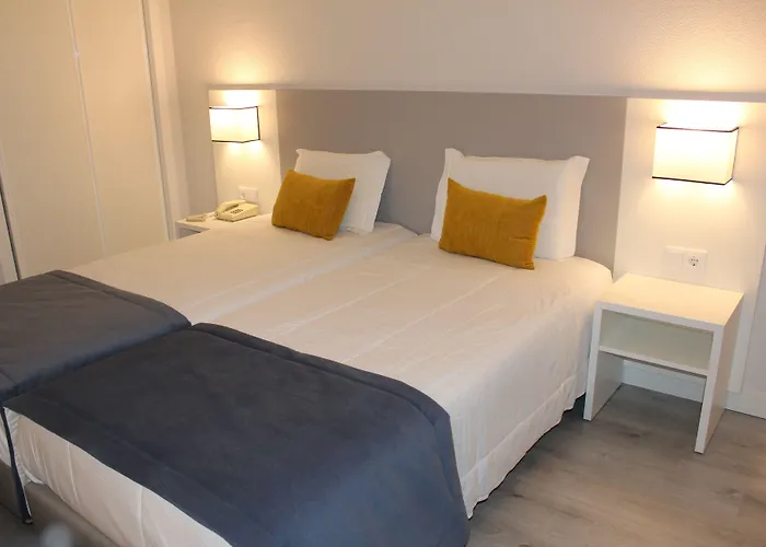 Hotel Costa De Prata 3*