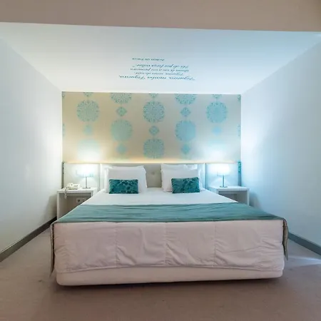 Hotel Costa De Prata 3*